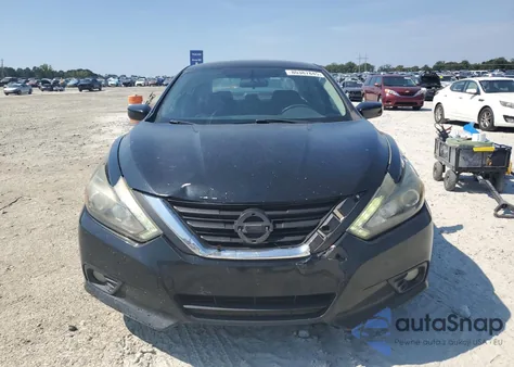 2016 Nissan Altima 2.5 z USA, uszkodzony, nr VIN 1N4AL3AP8GC206027
